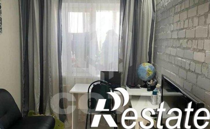 3-комн квартира улица Димитрова, 70,  д. 70