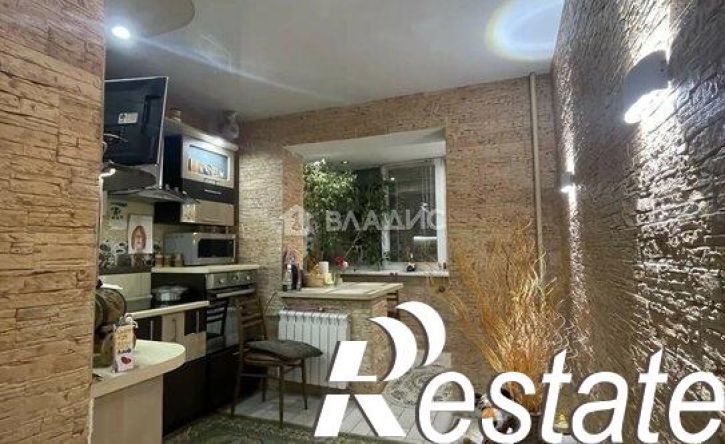 2-комн квартира улица Генерала Лизюкова, 6,  д. 6