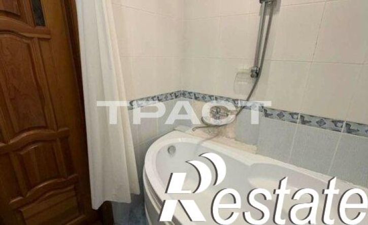 3-комн квартира улица Лётчика Колесниченко, 23,  д. 23