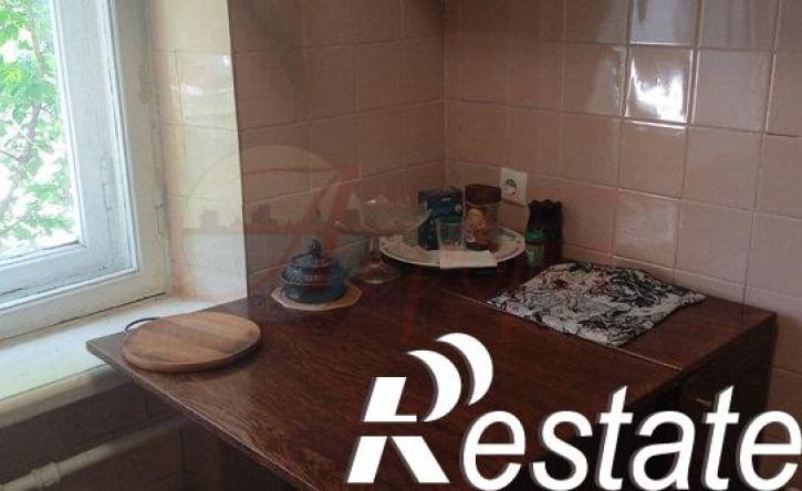 2-комн квартира проспект Труда, 27,  д. 27